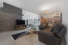 3 Bedroom Bungalow Sunningdale Lodge Ascot Races